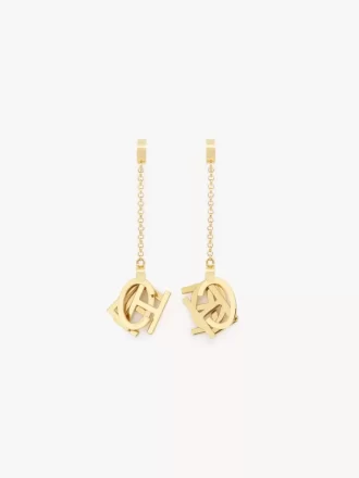 Gli orecchini Chloé Letters