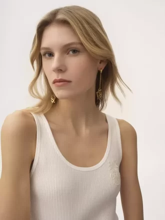 Gli orecchini Chloé Letters