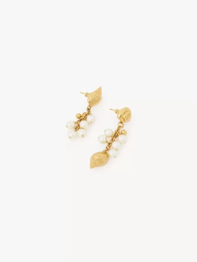 Gli orecchini Chloé Shells Gli orecchini Chloé Shells
