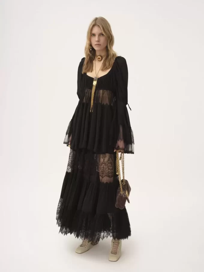 Gonna lunga a balze in georgette di seta e pizzo Gonna lunga a balze in georgette di seta e pizzo