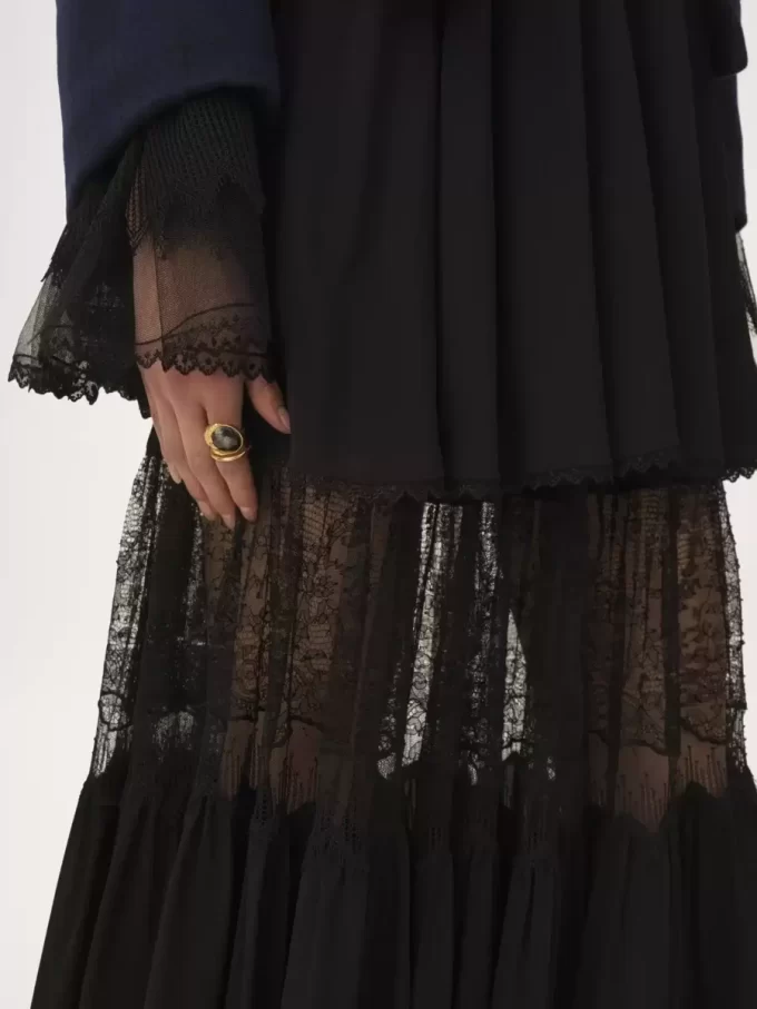 Gonna lunga a balze in georgette di seta e pizzo Gonna lunga a balze in georgette di seta e pizzo