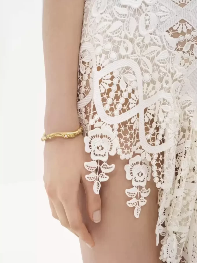 Il bracciale Chloé Shells Il bracciale Chloé Shells