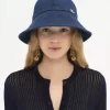 Il cappello da pescatore iconico di Chloé in denim Il cappello da pescatore iconico di Chloé in denim