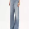 Jeans a gamba larga a vita alta in denim Jeans a gamba larga a vita alta in denim
