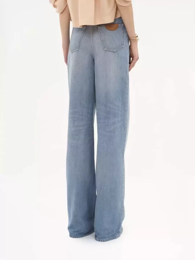 Jeans a gamba larga a vita alta in denim Jeans a gamba larga a vita alta in denim