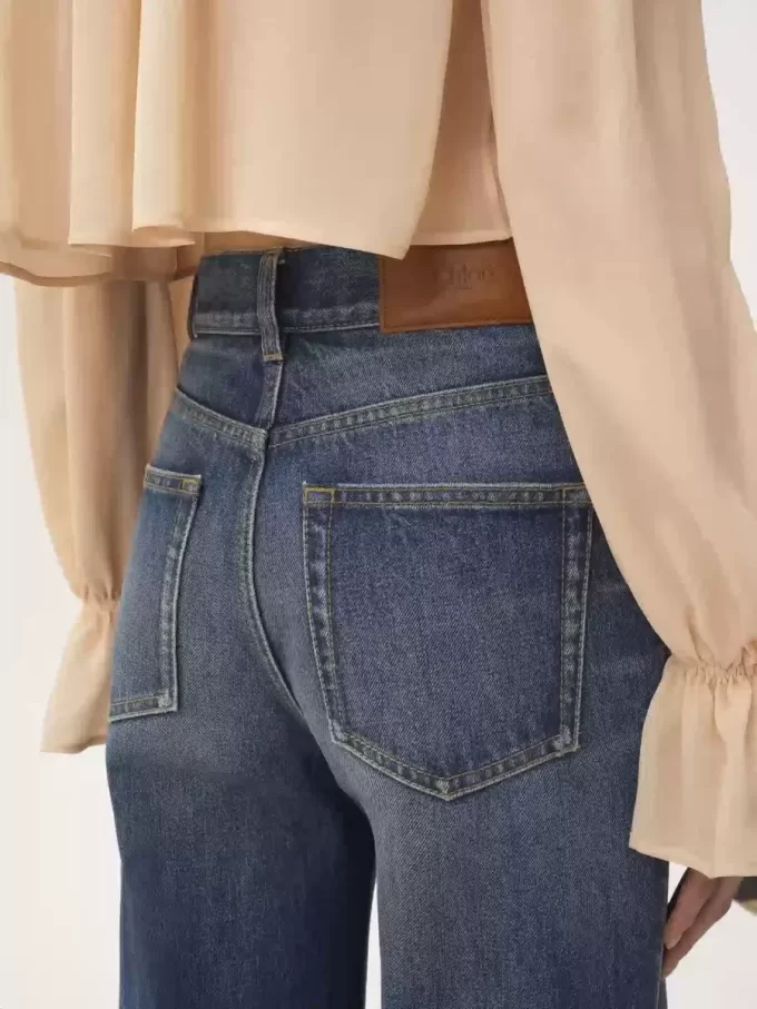 Jeans a zampa a vita alta in denim Jeans a zampa a vita alta in denim