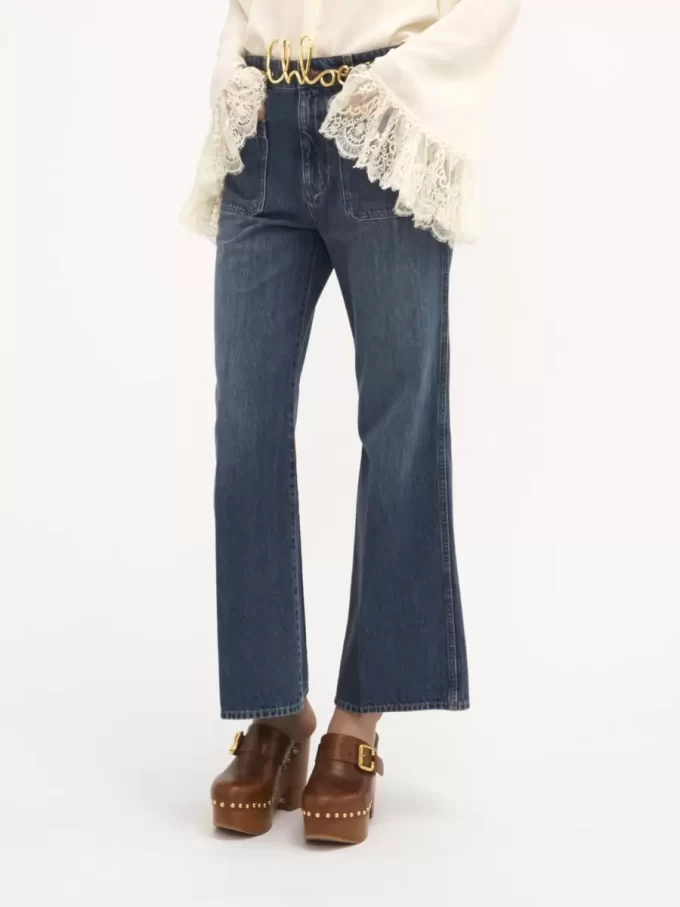 Jeans bootcut corti in denim Jeans bootcut corti in denim