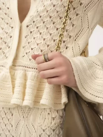 L’anello Chloé Antique Pearls L’anello Chloé Antique Pearls