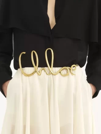 La cintura grande iconica di Chloé La cintura grande iconica di Chloé