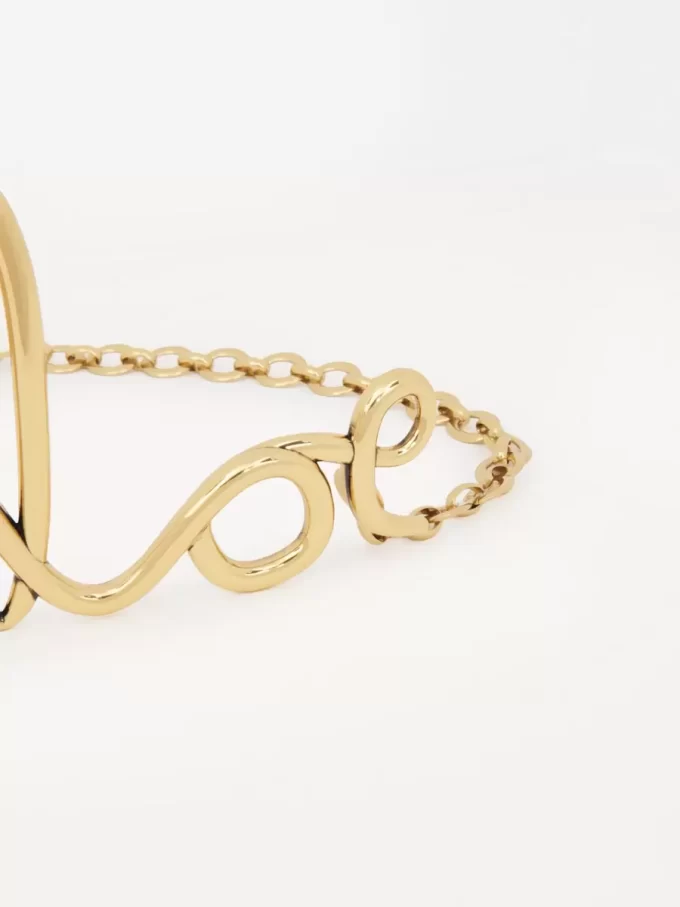 La cintura grande iconica di Chloé La cintura grande iconica di Chloé