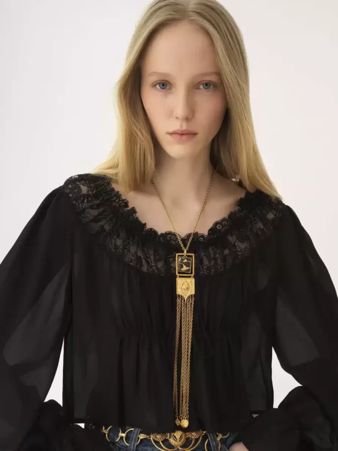 La collana Chloé Amulet La collana Chloé Amulet