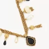 La collana Chloé Antique Pearls La collana Chloé Antique Pearls