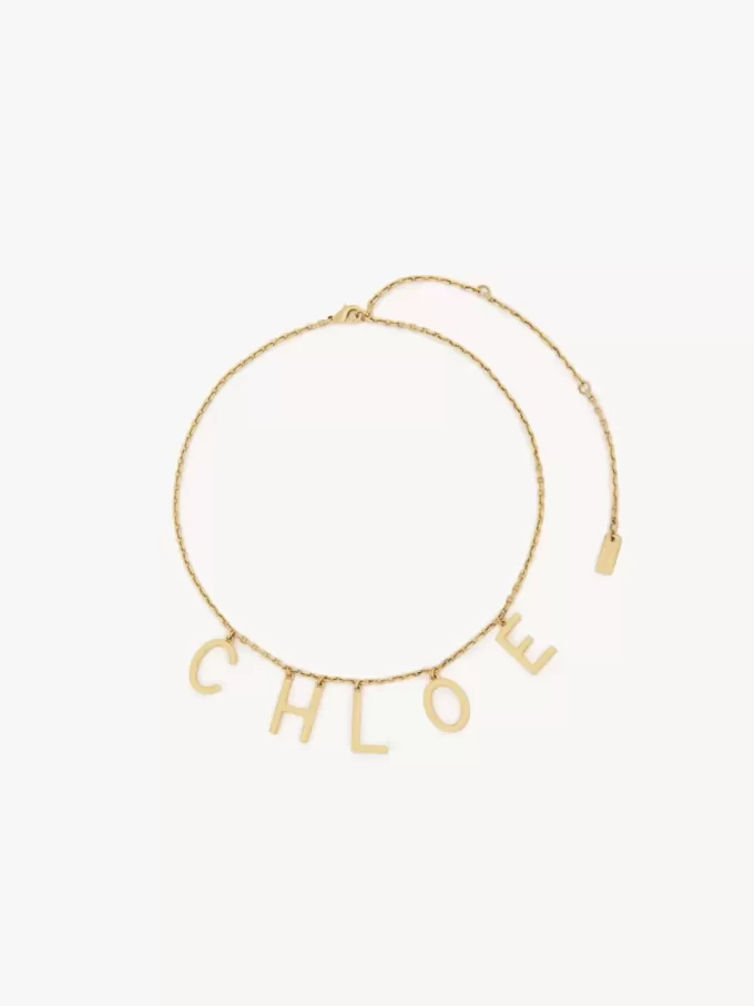 La collana Chloé Letters