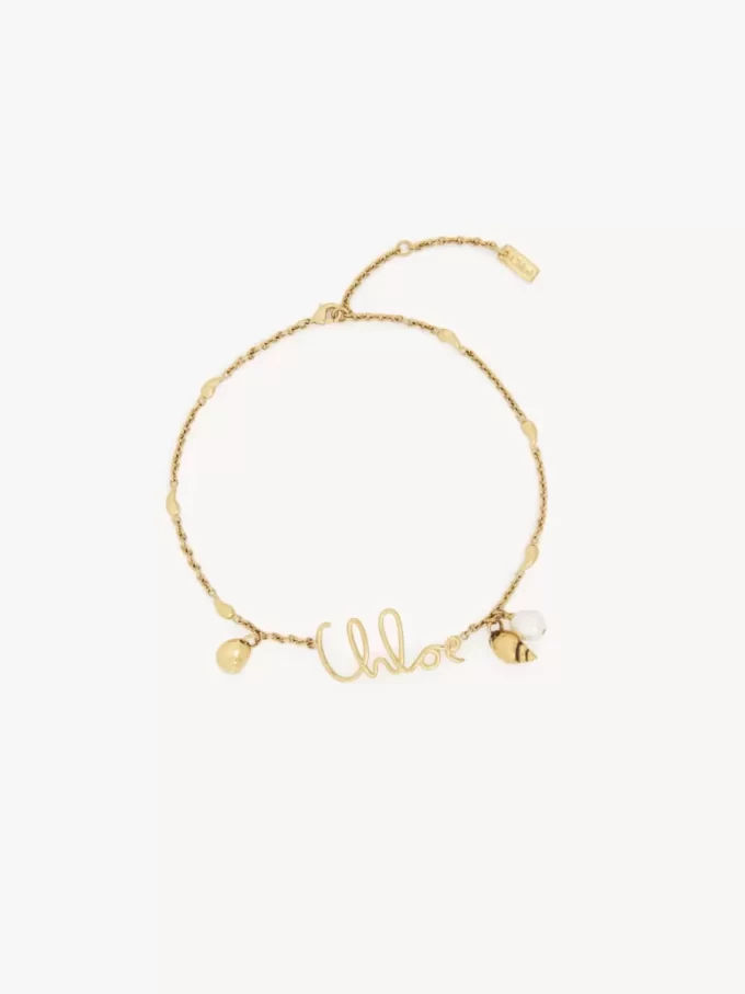 La collana Chloé Shells