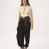 Pantaloni cargo fluidi in raso di seta Pantaloni cargo fluidi in raso di seta