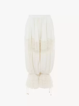 Pantaloni corti fluidi in charmeuse di seta e pizzo