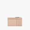 Piccola borsa a busta con scomparti per carte in pelle martellata Piccola borsa a busta con scomparti per carte in pelle martellata