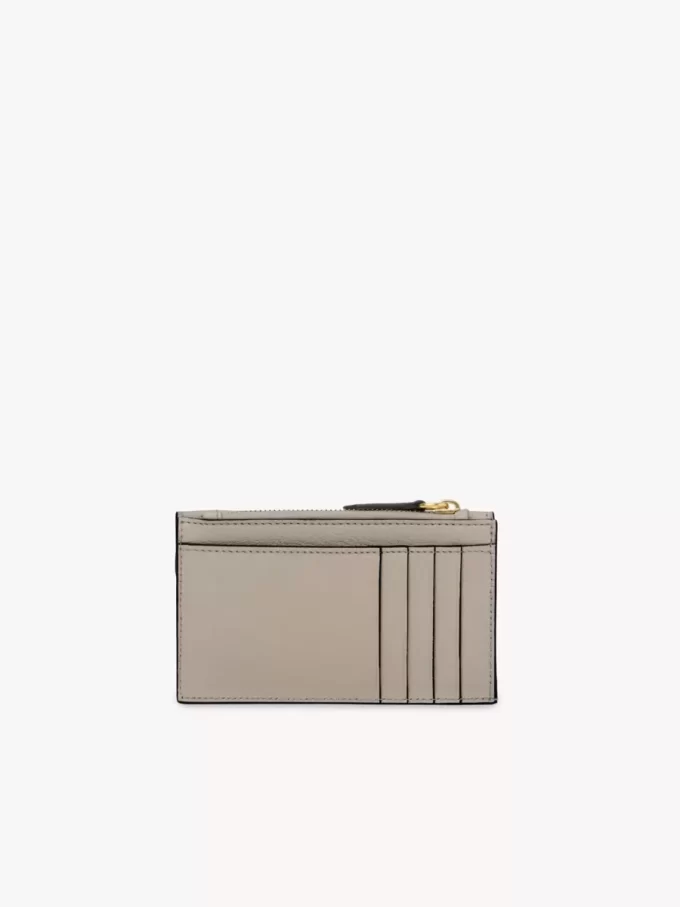 Piccola borsa a busta con scomparti per carte in pelle martellata Piccola borsa a busta con scomparti per carte in pelle martellata