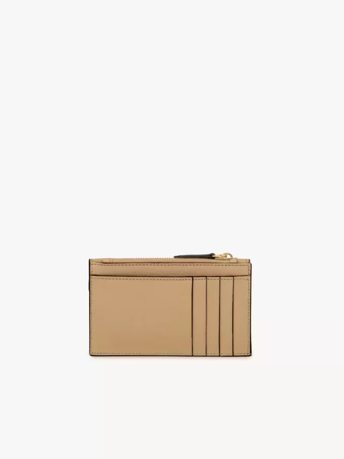 Piccola borsa a busta con scomparti per carte in pelle martellata Piccola borsa a busta con scomparti per carte in pelle martellata