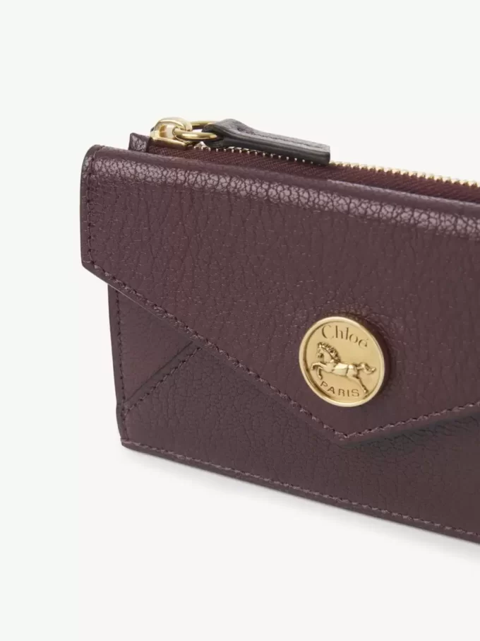 Piccola borsa a busta con scomparti per carte in pelle martellata Piccola borsa a busta con scomparti per carte in pelle martellata