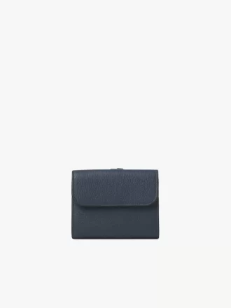 Piccola borsa Alphabet a tre ante in pelle goffrata