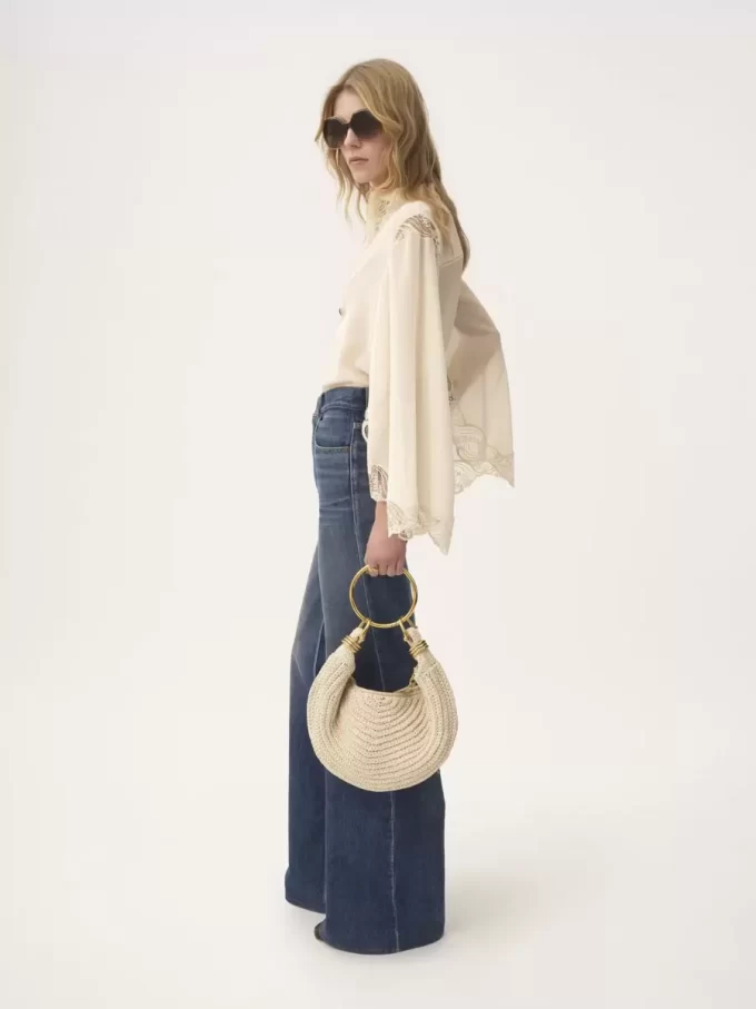 Piccola borsa Hobo con bracciale all’uncinetto Piccola borsa Hobo con bracciale all’uncinetto