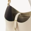 Piccola borsa hobo Marcie in pelle martellata Piccola borsa hobo Marcie in pelle martellata