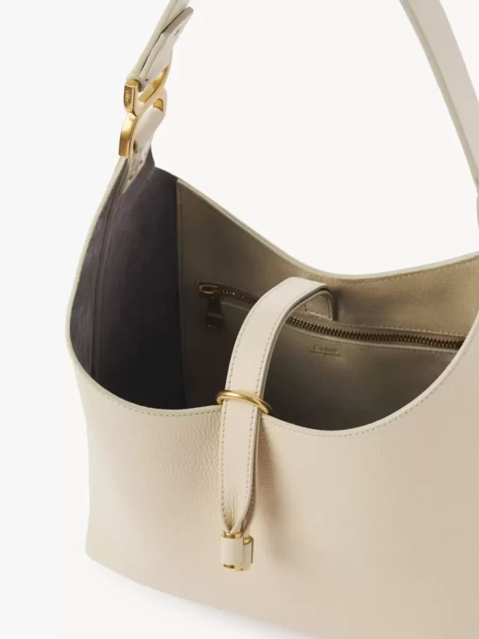 Piccola borsa hobo Marcie in pelle martellata Piccola borsa hobo Marcie in pelle martellata