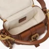 Piccola borsa per macchina fotografica in pelle lucida Piccola borsa per macchina fotografica in pelle lucida
