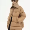 Piumino a collo alto in nylon lucido Piumino a collo alto in nylon lucido
