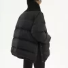 Piumino a collo alto in nylon lucido