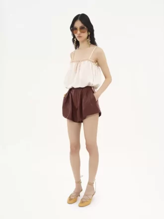 Shorts a vita alta in pelle Shorts a vita alta in pelle
