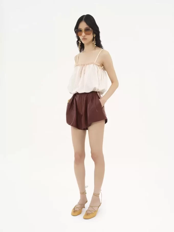 Shorts a vita alta in pelle Shorts a vita alta in pelle