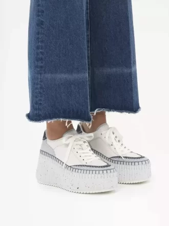 Sneaker con zeppa Nama