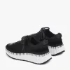 Sneaker Nama Sneaker Nama