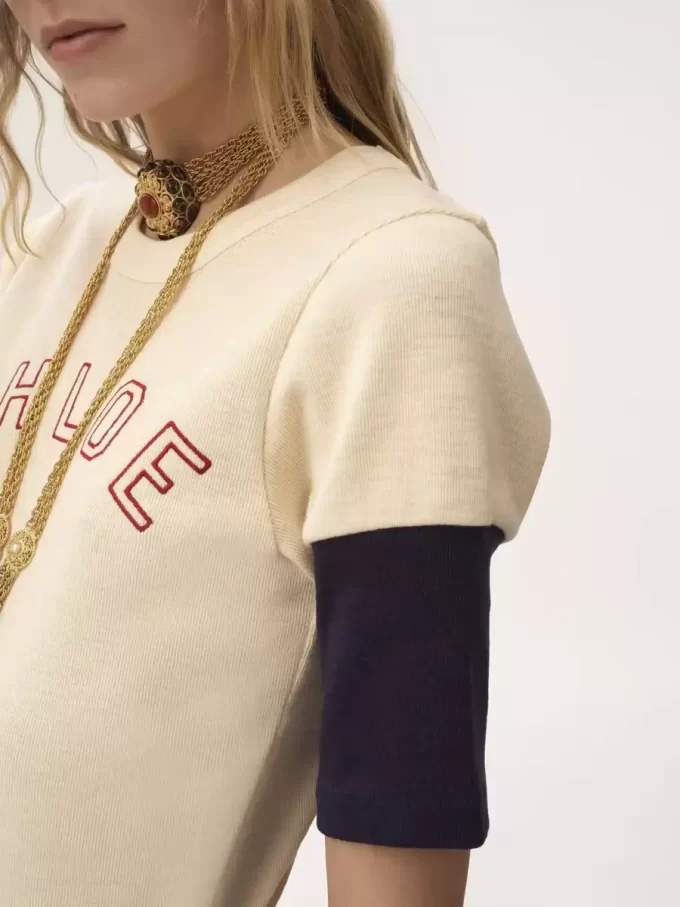 T-shirt aderente con logo in cotone e lana fiammata T-shirt aderente con logo in cotone e lana fiammata