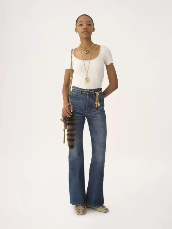 T-shirt aderente con scollo a barchetta in cotone T-shirt aderente con scollo a barchetta in cotone