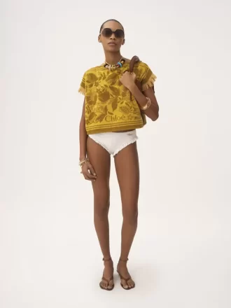 Top con scollo a barca e logo in cotone jacquard