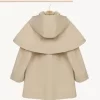 Trench con cappuccio Trench con cappuccio
